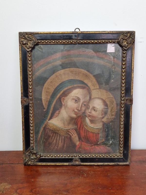  Olio su tela con cornice coeva raffigurante Madonna con bambino (presenta difetti della tela come evidenziati in foto) Asta n.28 | Gigarte