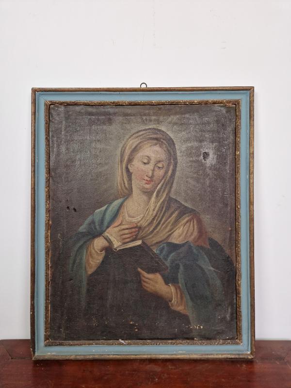  Olio su tela con cornice laccata raffigurante Madonna (presenta difetti della tela come evidenziati in foto) Asta n.28 | Gigarte