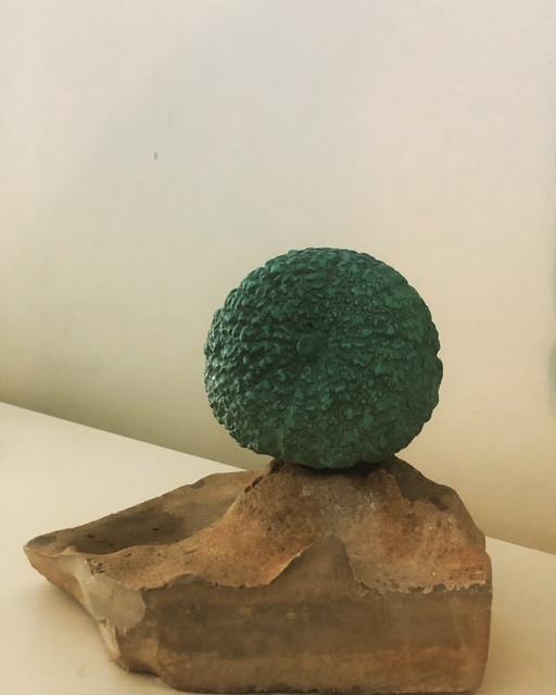 Mariaelena Fantinel Scultura (pezzo unico) in pietra e bronzo patinato verde Asta n.38 | Gigarte